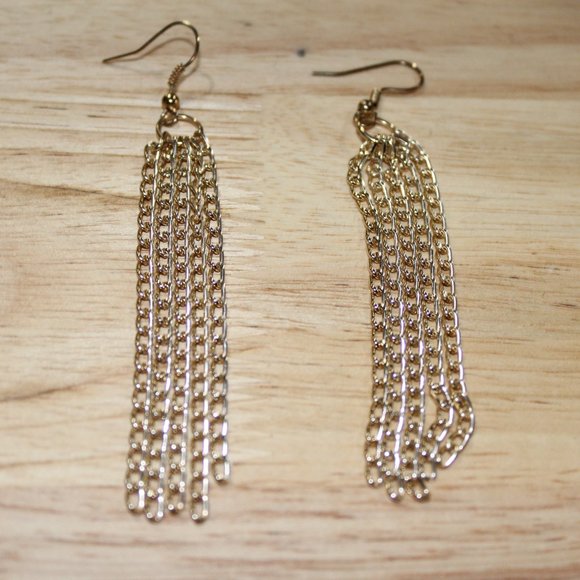 Chain Dangle earrings. - Picture 4 of 9